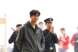 合约到期疑云封面，工作室注销公告与合约声明对照排版